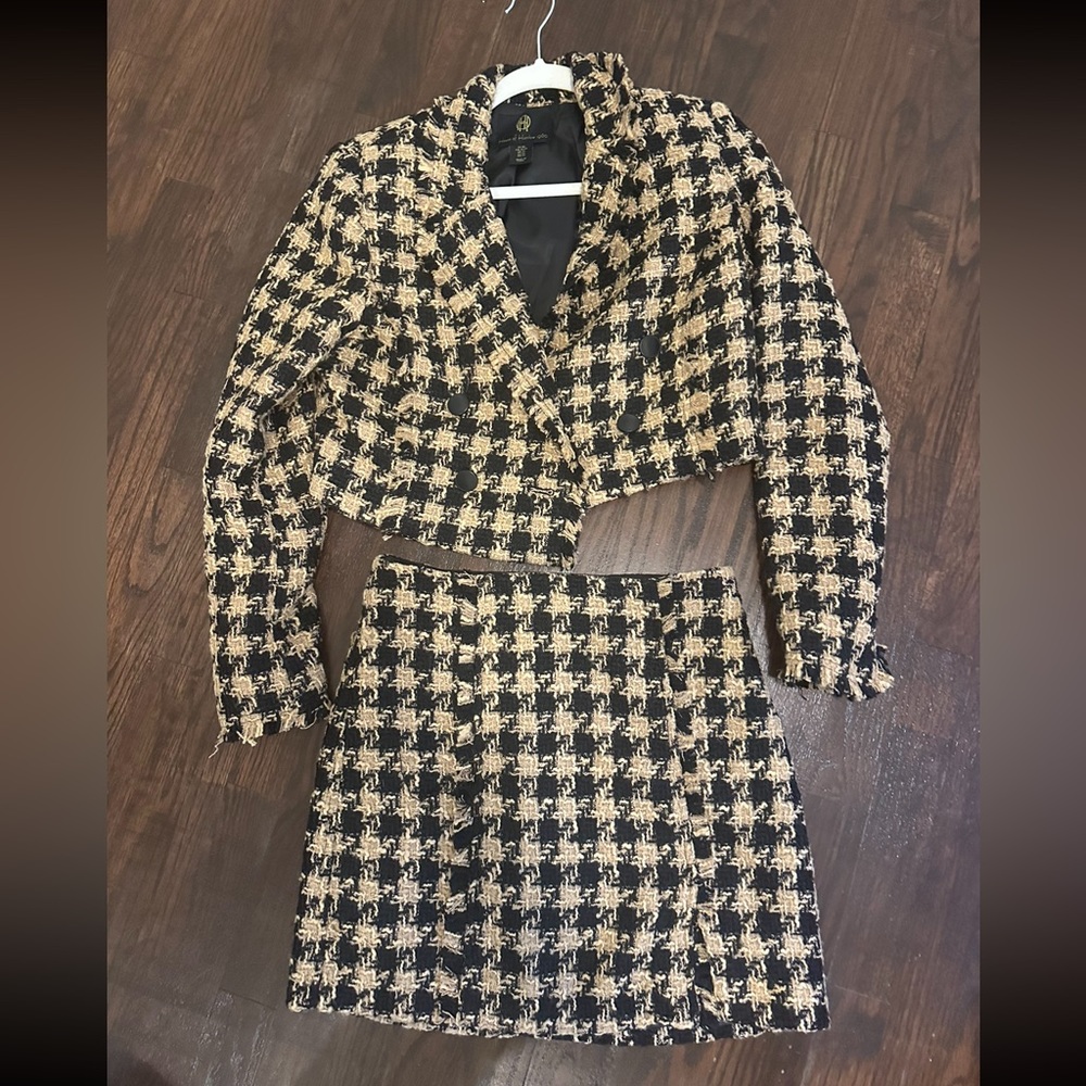 House of Harlow skirt and cropped blazer set